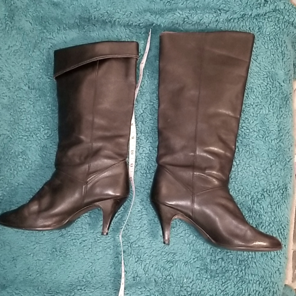 Vintage 9WEST Black leather boots, Size 7.5